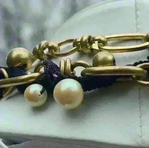 Stella and Dot French twist ribbon necklace - Picture 4 of 14